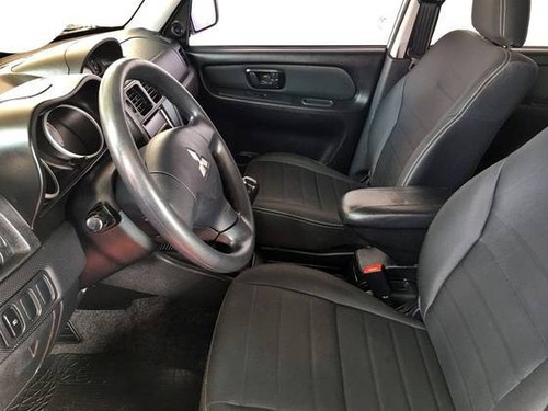 Imagem 9 de 11 de Mitsubishi Pajero Tr4 2.0 4x2 16v 140cv Flex 4p Manual