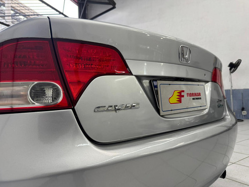 Honda Civic New Civic LXS 1.8 16V (Aut) (Flex)