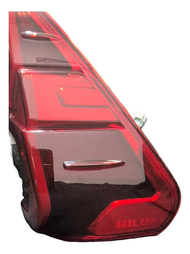 Par Lanterna Traseira Hilux 2016 A 2024 Com Led E Soquete