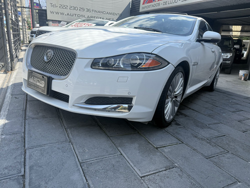 Jaguar XF 3.0 4p Luxury V6 /t At