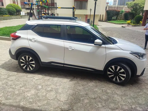 Nissan Kicks Advance