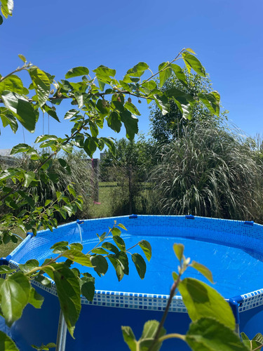 Casa Con Gran Parque Y Pileta