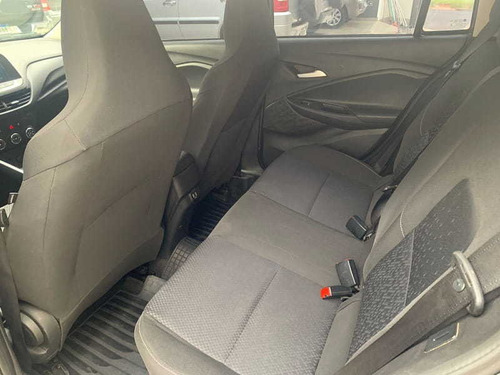 Imagem 14 de 15 de Chevrolet Onix 1.0 Mt Lt