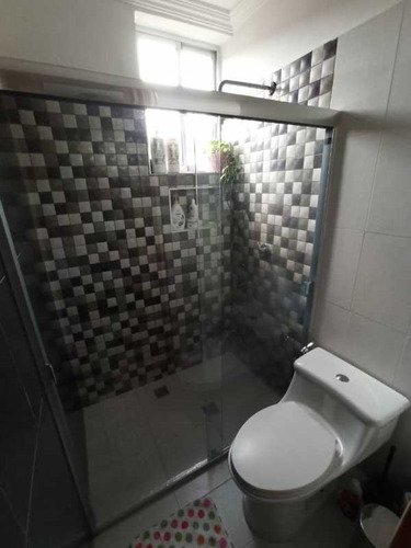 Imagen 11 de 12 de N. Del Carmen Vende Town House En Naguanagua (foth-228)