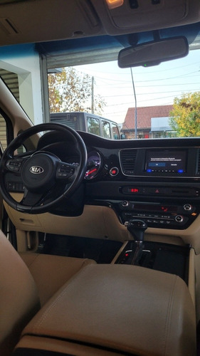 Imagen 9 de 15 de Kia Carnival 2016 2.2 Crdi Premium