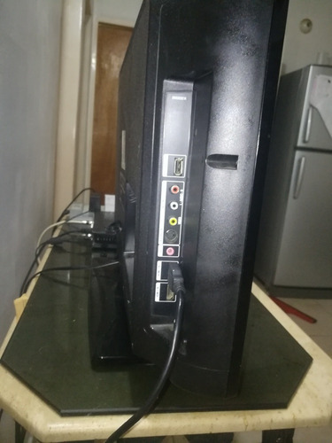 Imagen 4 de 6 de Televisor Pantalla Plana Haier 27 Lcd