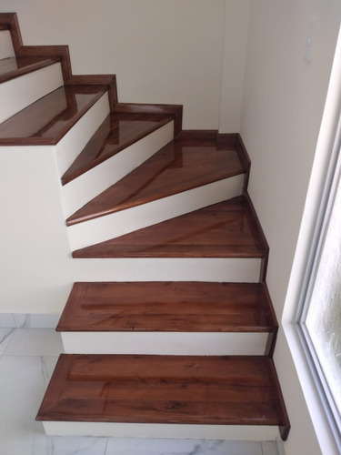 Imagen 9 de 10 de Instalacion De Piso De Madera Piso Flotante Pulida Sin Polvo