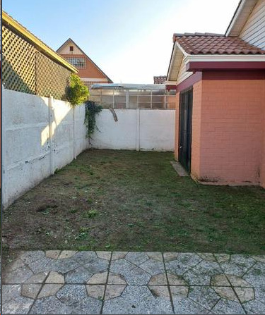 Casa En Venta De 3 Dorm. En Puente Alto