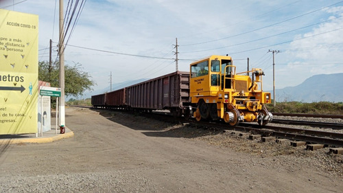 Imagen 5 de 12 de Trackmobile, Remolcadores Ferroviarios, Tractor De Arrastre.