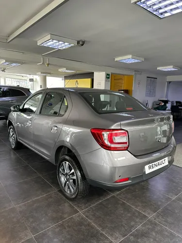 Renault Logan Intens Cvt