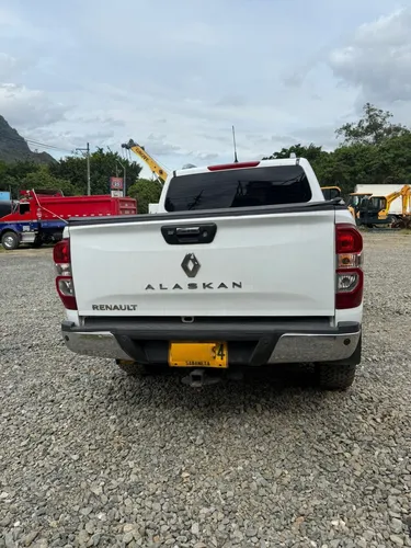 Renault Alaskan 2.5 Intens