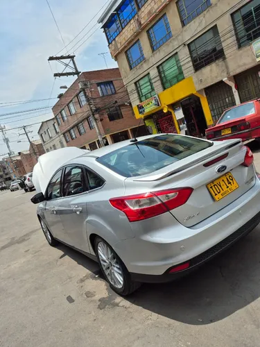 Ford Focus 2.0 Titanium