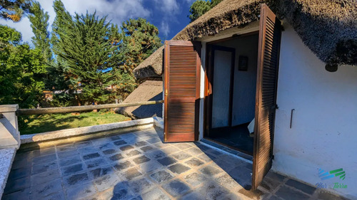 Casa En Alquiler Temporada 2026, 3 Dormitorios, Rincón Del Indio, Punta Del Este!