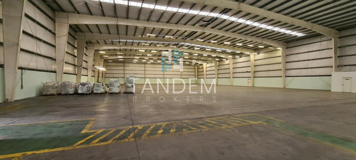 Imagen 1 de 9 de Excelente Nave Industrial A Metros De Panamericana Con Posibilidad De T3