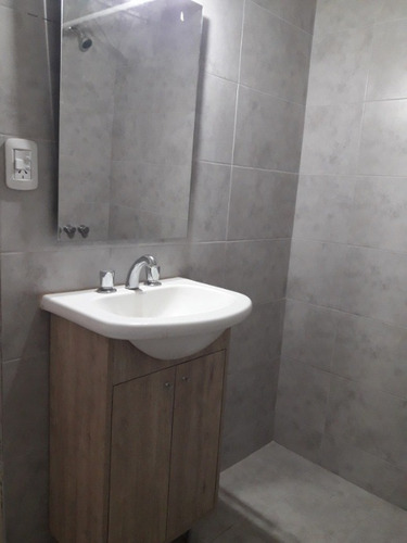 Imagen 13 de 14 de Oficina En Venta En Lanus Este