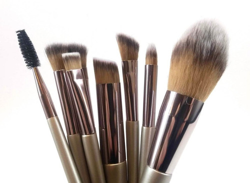 Imagen 4 de 10 de Set Profesional Maquillaje 14 Brochas Y Pinceles En Estuche