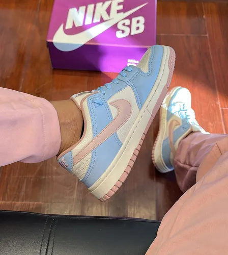 Nike feminino sales azul bebe
