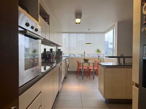 Departamento En Venta De 4 Dorm. En Viña Del Mar