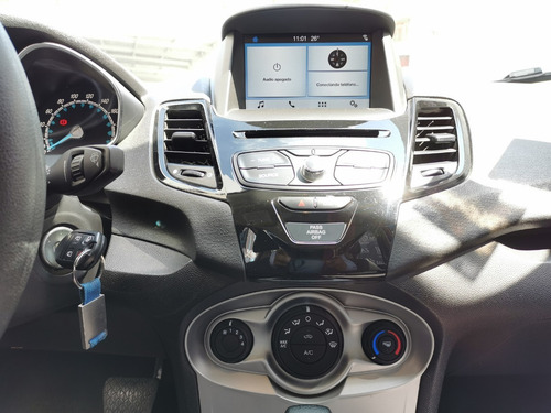Imagen 5 de 13 de Ford Fiesta Se 8779