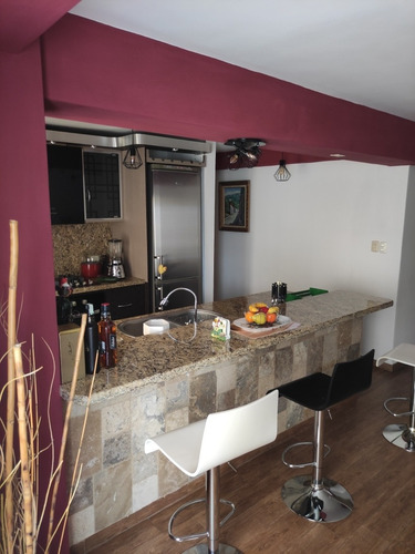 Imagen 1 de 11 de Apto. En Venta Av. Fuerzas Aéreas Urb. Los Chaguaramos