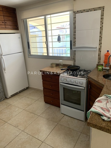 Casa De Cuatro Dormitorios Completamente Reciclada En Venta En Playa Mansa- Ref: 2679