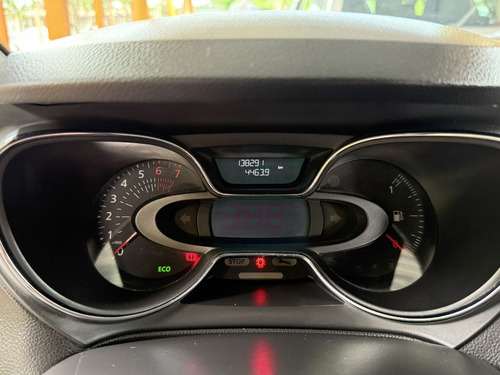 Renault Captur CAPTUR Life 1.6 16V Flex 5p Aut.