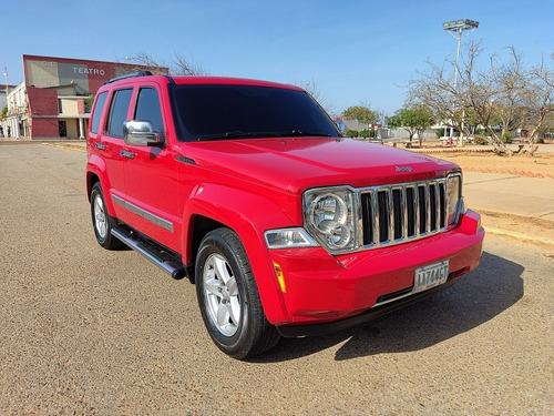 Imagen 4 de 14 de Jeep Cherokee Limited 4x4 Kk