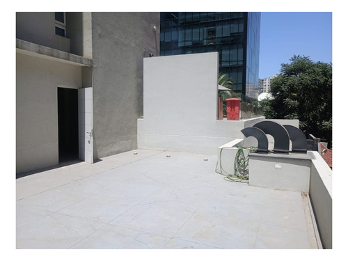 Local Comercial Amplio Con Terraza En Providencia, Placa Com