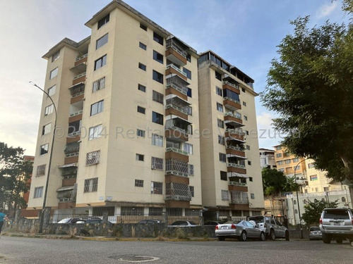 Venta De Apartamento El Marques / Hairol Gutierrez