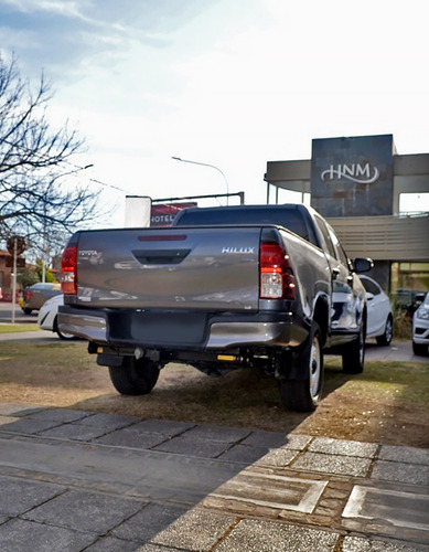 Imagen 5 de 15 de Toyota Hilux 2.4 Dx 6mt