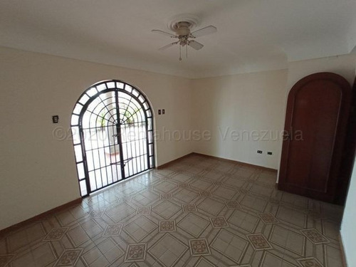 Imagen 16 de 30 de Gustavo Zavala Rentahouse 22-9749