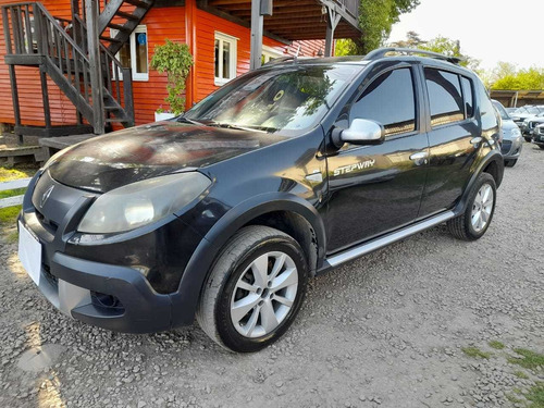 Imagen 2 de 13 de Renault Sandero Stepway 1.6 Confort L/11 2012