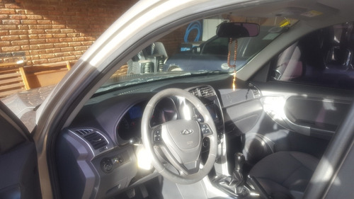 Chery Tiggo 3 1.6 3 Confort 2017