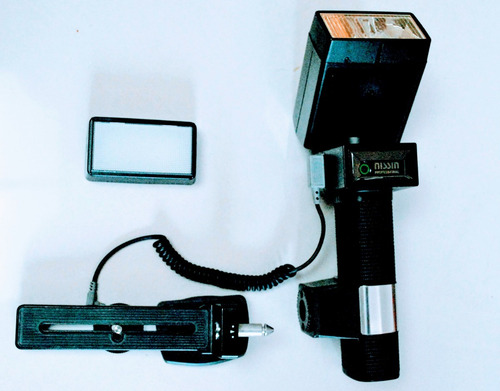 Flash Nissin 600 Gt + Bolsa De Equipamentos Fotográficos