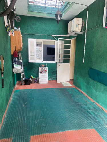 Se Vende - Muy Linda Casa En Pocitos Con Garage -