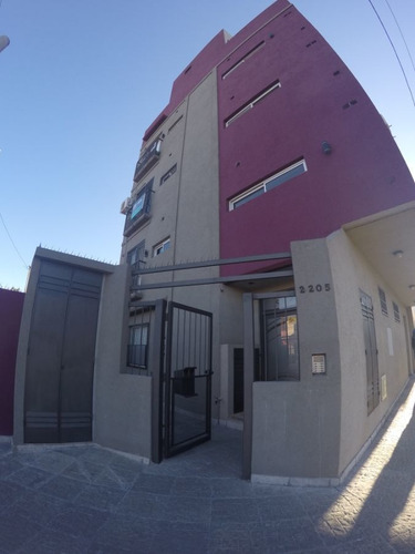 Imagen 9 de 12 de Departamento En Venta De 2 Amb. Con Terraza En Villa Luzuriaga