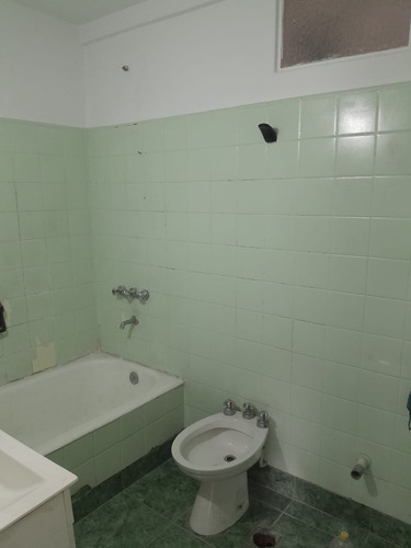 Venta! Departamento 4 Ambientes -a Refaccionar- Av San Martin 6300 Villa Devoto
