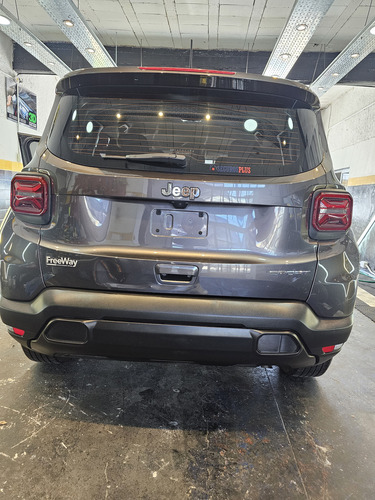 Jeep Renegade 1.8 Sport At Plus