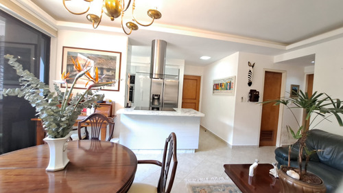 Apartamento En Venta En El Parral, Valencia 268763 Lz