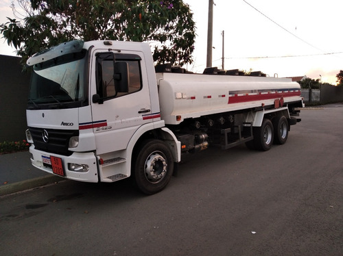 Mercedes Benz Atego 2425