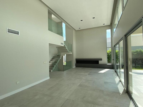 Imagen 6 de 30 de Barrio Privado La Lomada - Casa A Estrenar