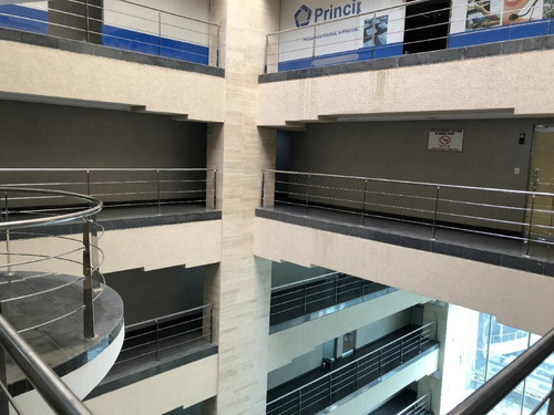 Imagen 4 de 9 de Mm Oficina En Venta En Torre Cristal Naguanagua Cód 168913
