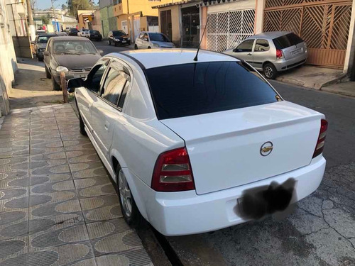 Astra Sedan Advantage 2011 Automatico