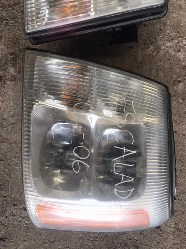 Faros Escalade 02-06