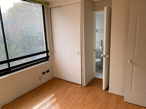 Depto De 2 Dormits, 2 Baños En Pleno Corazón De Providencia.