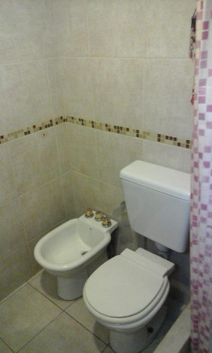Imagen 4 de 16 de Edificio En Block 3 Pisos De 1 Y 2 Amb 3 Coc.3 Baños,cochera