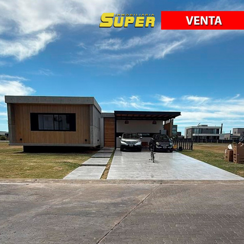 Casa En Una Planta Barrio Villalobos
