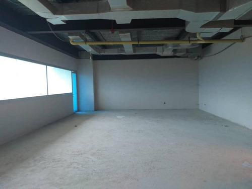 Imagen 8 de 11 de Venta De Oficinas En Las Quintas, Naguanagua - Inmobiliaria Maggi 306