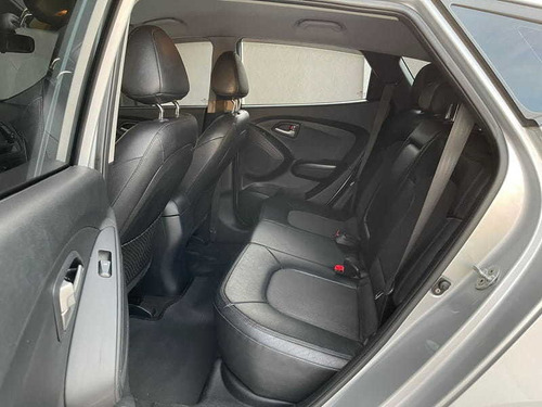 Imagem 10 de 15 de Hyundai Ix35 4x2 Mt 2.0 16v Gas. (imp) 4p