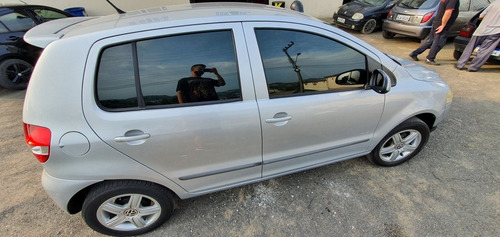 Imagem 11 de 12 de Volkswagen Fox 2009 1.0 Vht City Total Flex 5p